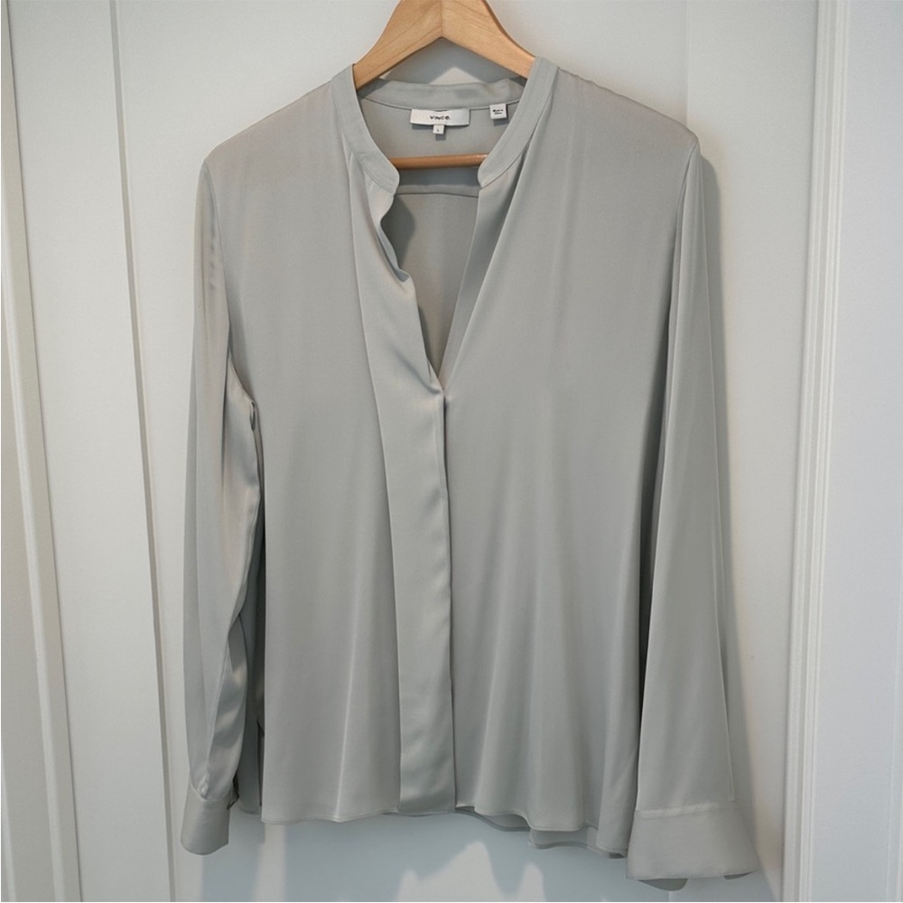 VINCE: Size Large Silk Blouse